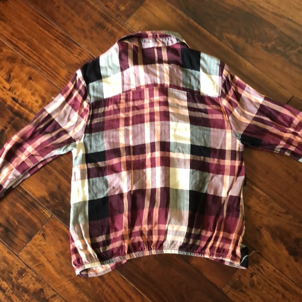 Belle du jour | Plaid front knot long sleeved button up shirt - Picture 11 of 12